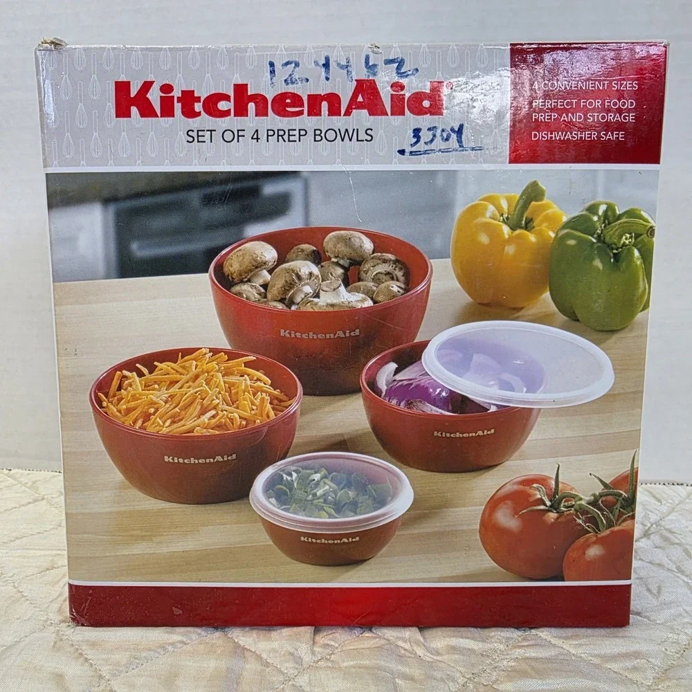 New KitchenAid Empire Red Set of 4 Measuring Prep Bowls 1, 2, 3, & 4 Cup w/ Lids